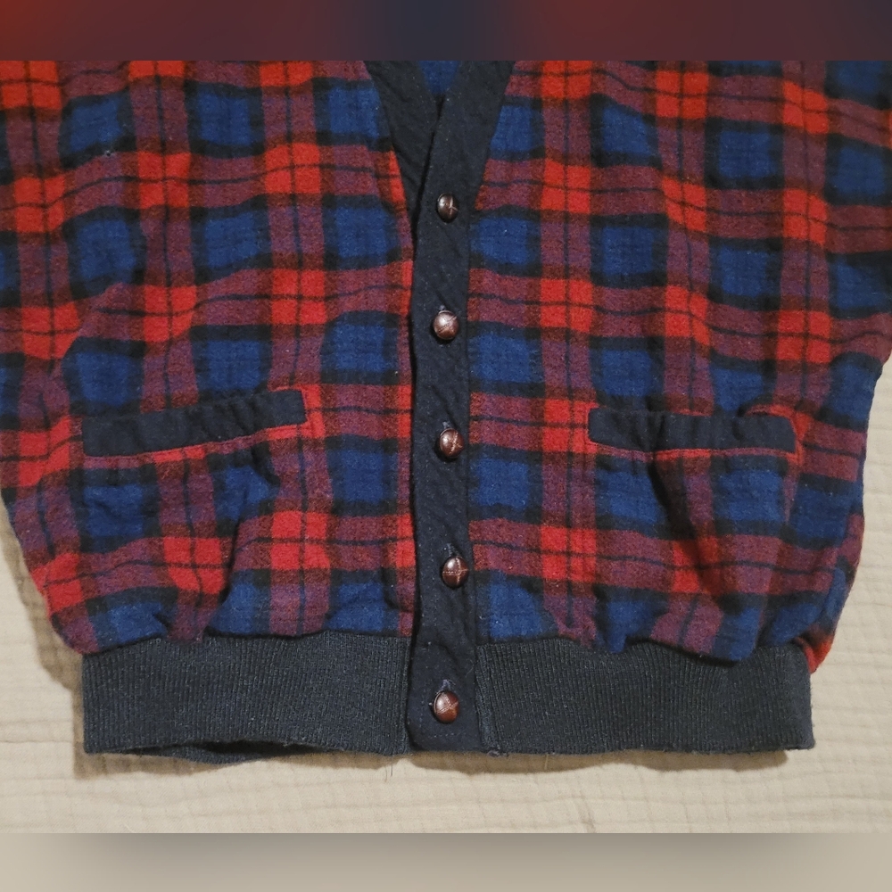 Pendleton Vintage Virgin Wool Plaid Button Up Cardigan Sweater Size Medium - Picture 3 of 8